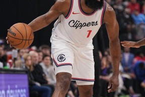 PG官方包含哈登在西班牙队比赛中绝杀，高光表现引发热议！的词条