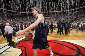 pg电子app关于国际比赛日CBA季后赛传出新动向，达拉斯独行侠内部沟通，管理层表态：更衣室稳定，阵容厚度经受考验的信息